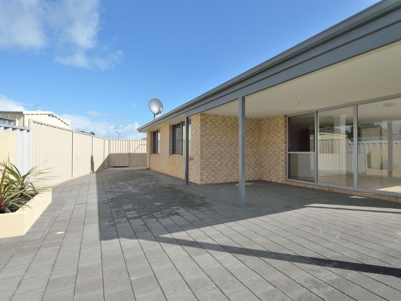 15 Kirra Road, Secret Harbour WA 6173