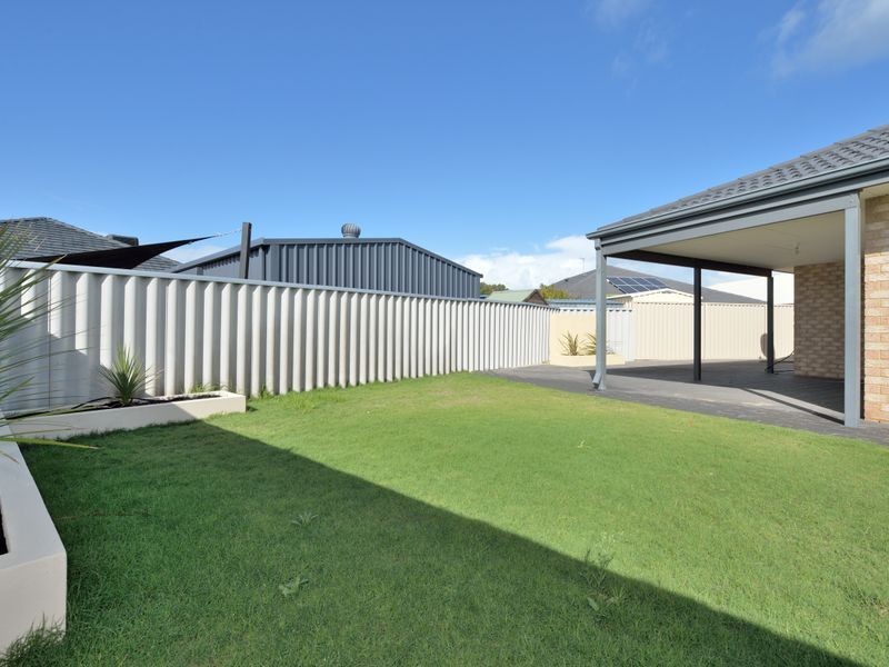 15 Kirra Road, Secret Harbour WA 6173