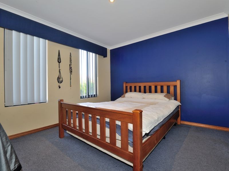 21 Wittecarra Crescent, Port Kennedy WA 6172