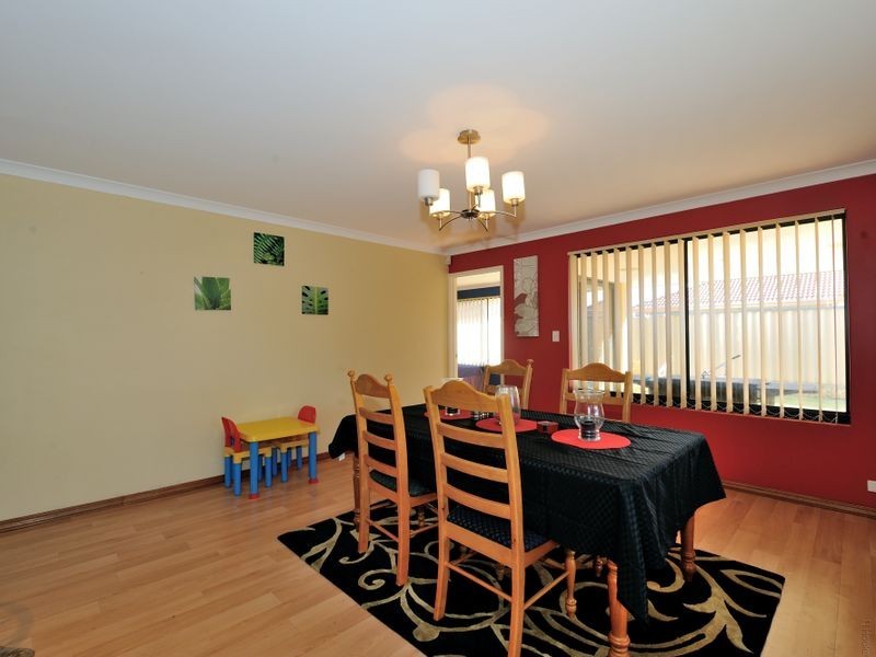 21 Wittecarra Crescent, Port Kennedy WA 6172