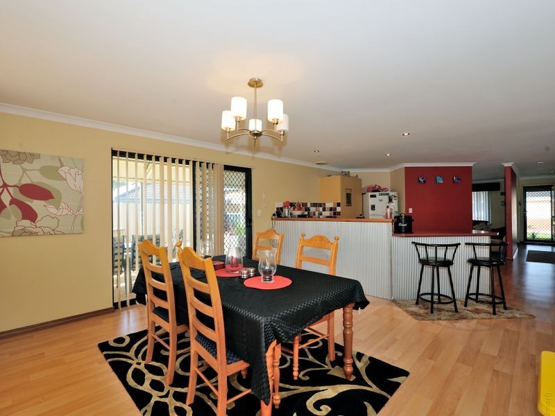 21 Wittecarra Crescent, Port Kennedy WA 6172