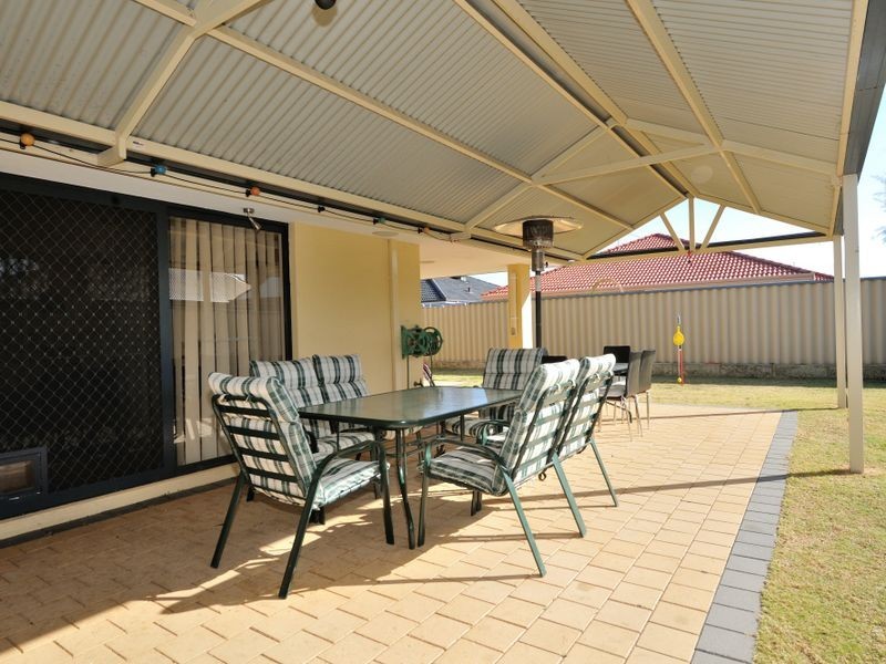 21 Wittecarra Crescent, Port Kennedy WA 6172