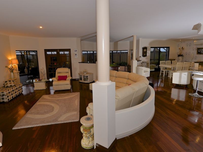 37 Riviera Vista, Port Kennedy WA 6172