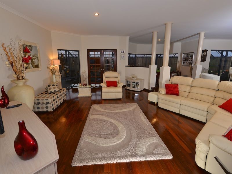 37 Riviera Vista, Port Kennedy WA 6172