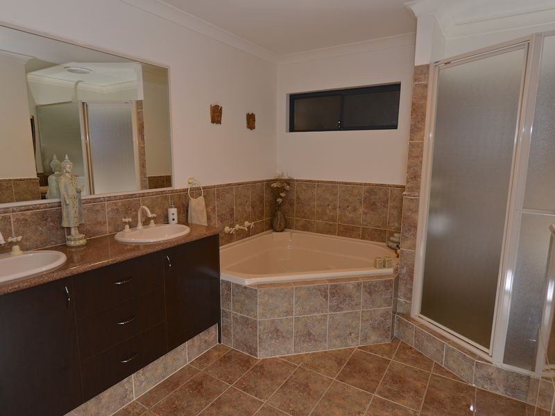 37 Riviera Vista, Port Kennedy WA 6172