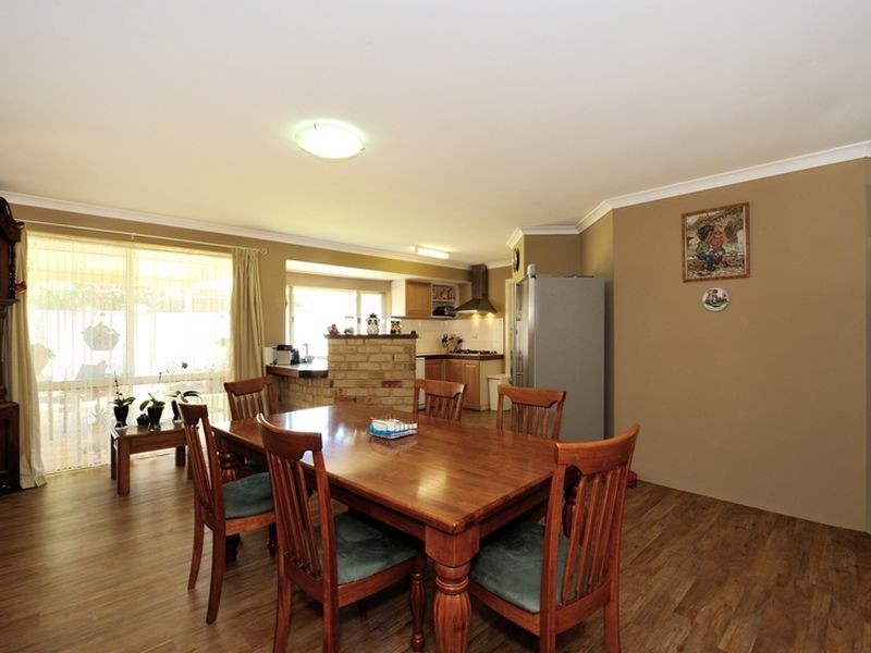 53 Manly Crescent, Warnbro WA 6169