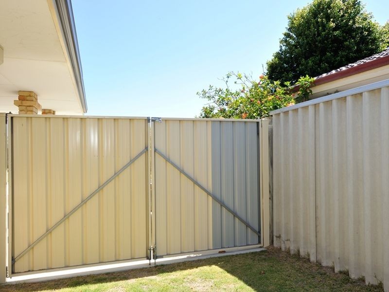 53 Manly Crescent, Warnbro WA 6169