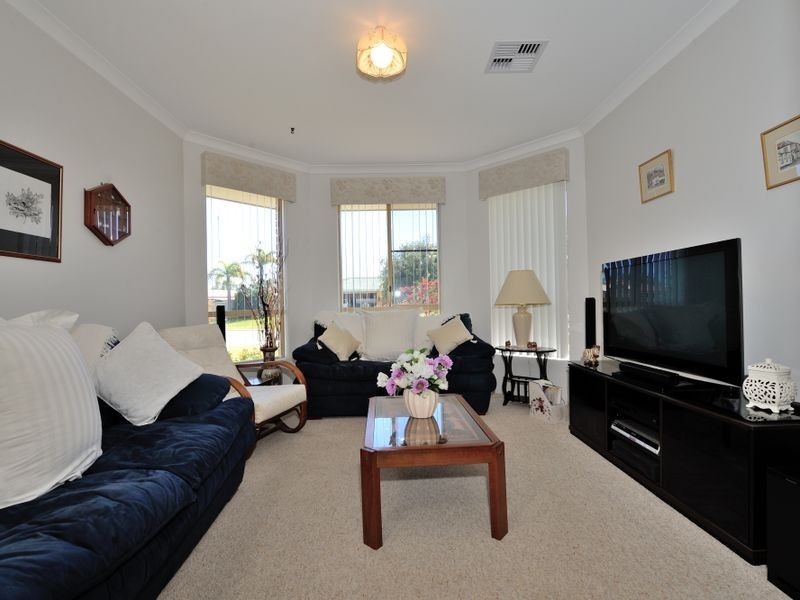 68 Leeuwin Parade, Rockingham WA 6168