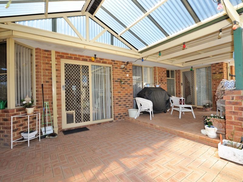 68 Leeuwin Parade, Rockingham WA 6168