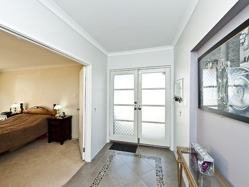 41 Pamplona Blvd, Port Kennedy WA 6172