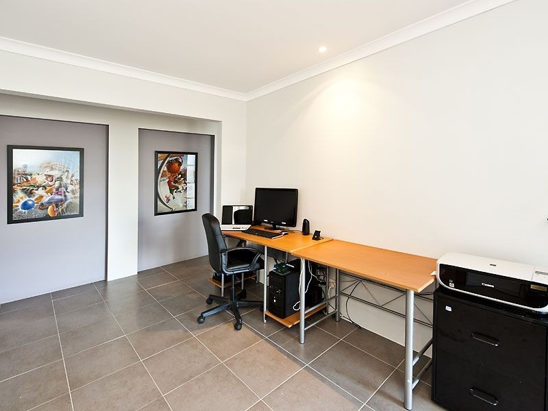 41 Pamplona Blvd, Port Kennedy WA 6172