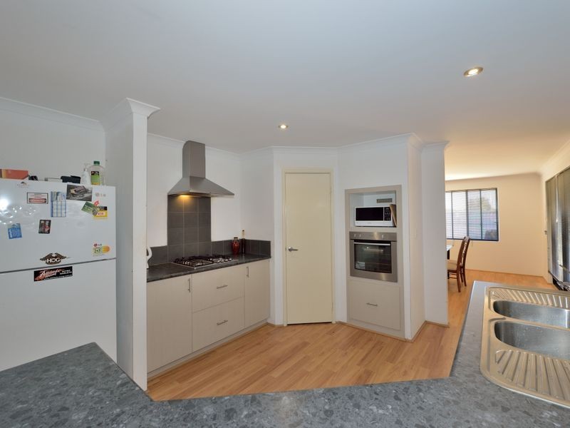 14 Spinifex Road, Baldivis WA 6171