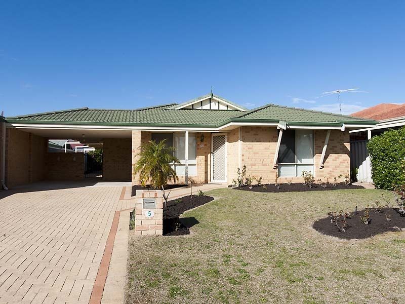5 Mulloway Place, Warnbro WA 6169
