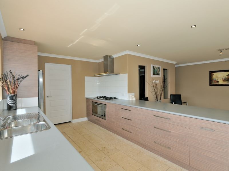 7 Cariati Close, Secret Harbour WA 6173