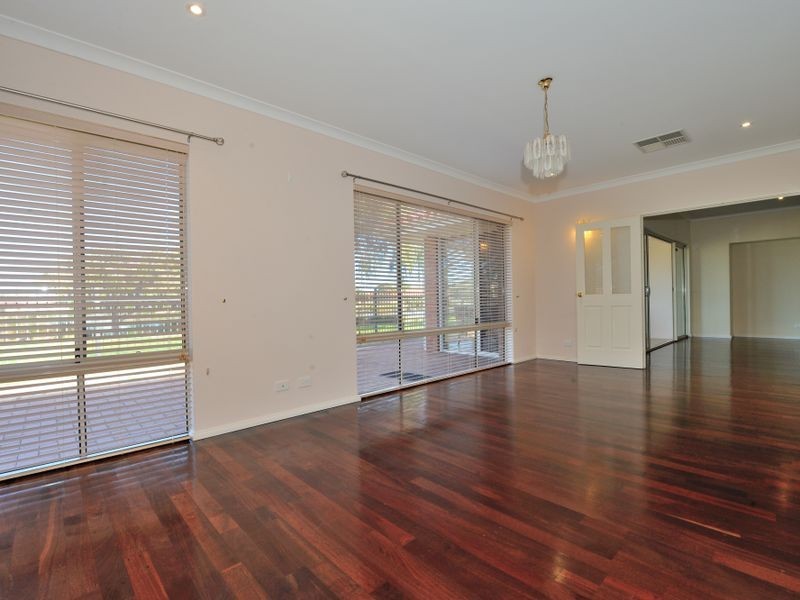 38 Cascade Close, Safety Bay WA 6169