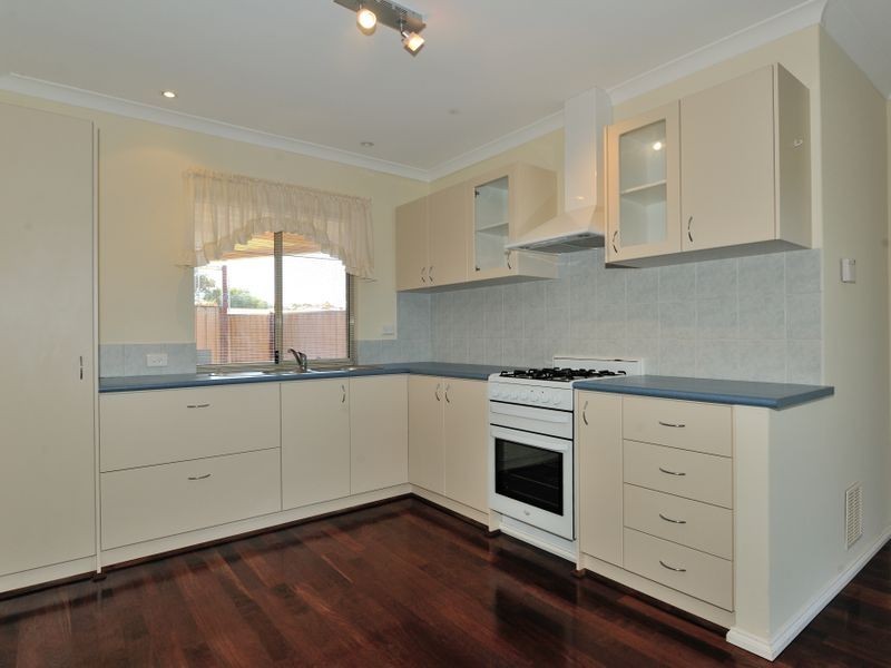 38 Cascade Close, Safety Bay WA 6169