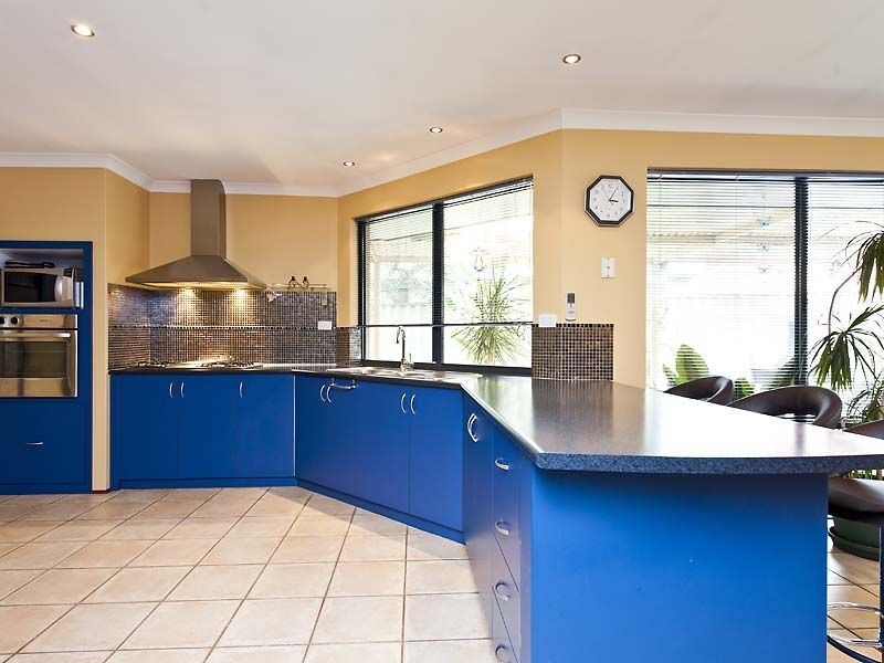 7 Murphy Crescent, Bertram WA 6167