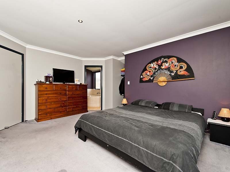 7 Murphy Crescent, Bertram WA 6167