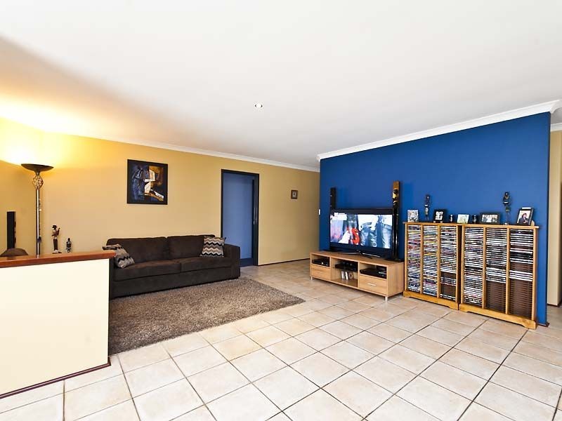 7 Murphy Crescent, Bertram WA 6167