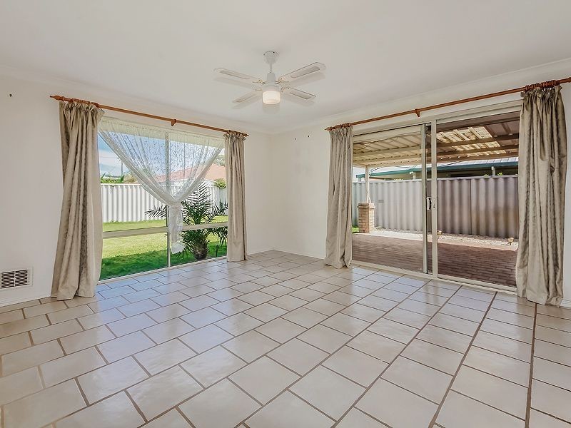 7 Sheathbill Court, Safety Bay WA 6169