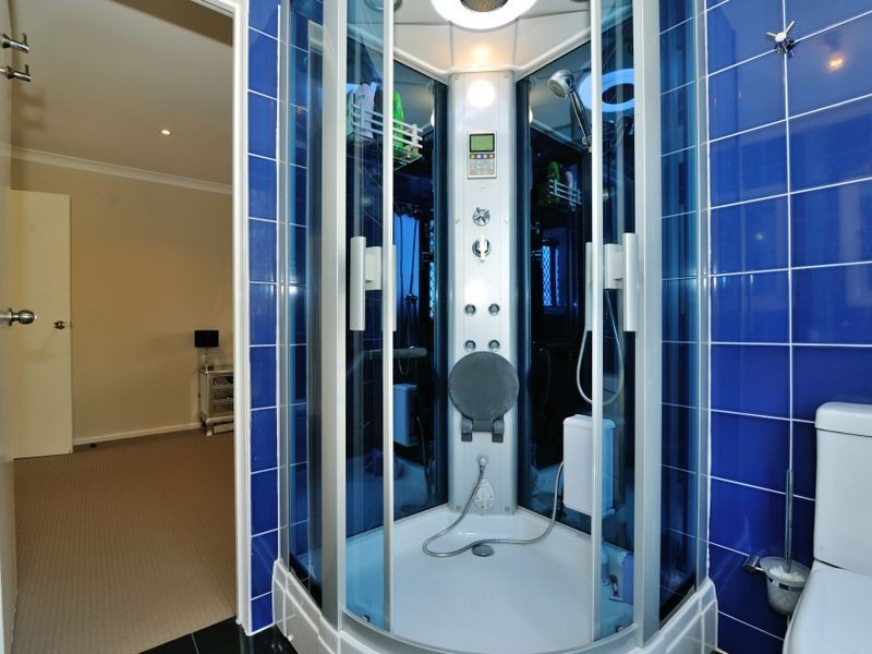 36 Holcombe Road, Warnbro WA 6169