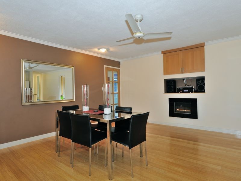 36 Holcombe Road, Warnbro WA 6169