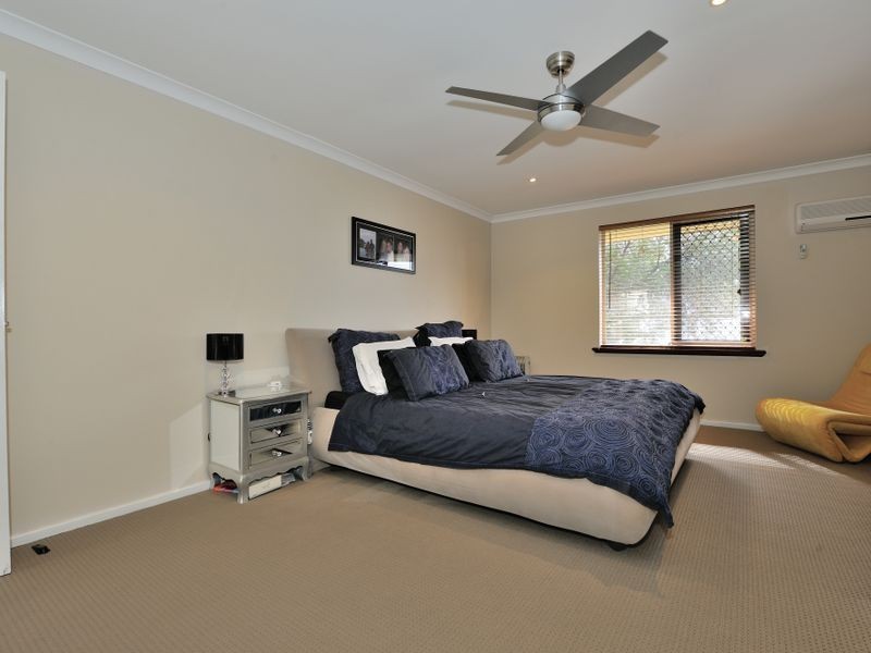 36 Holcombe Road, Warnbro WA 6169