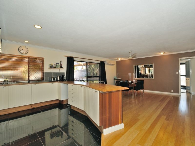 36 Holcombe Road, Warnbro WA 6169