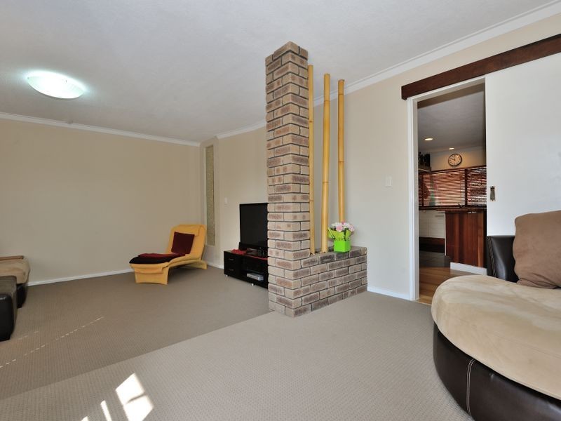 36 Holcombe Road, Warnbro WA 6169