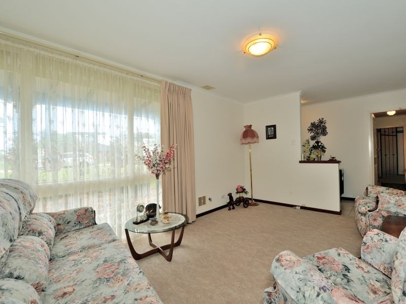 7 Orion Street, Rockingham WA 6168