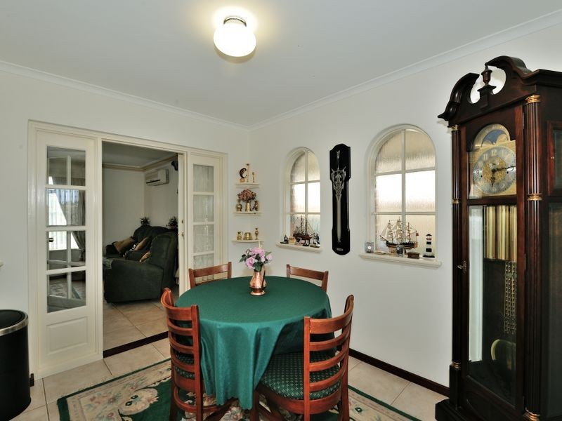 7 Orion Street, Rockingham WA 6168