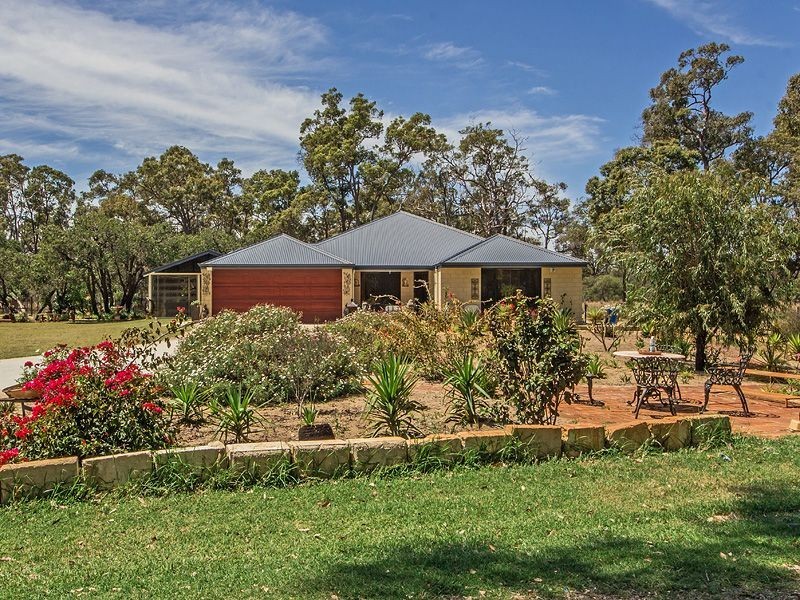 6 Diogenes Court, Baldivis WA 6171