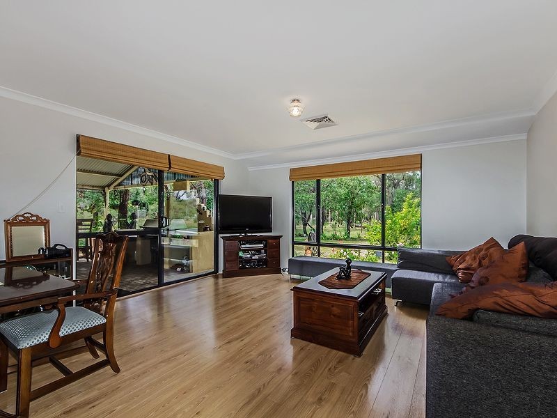 6 Diogenes Court, Baldivis WA 6171