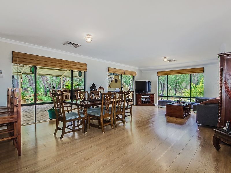 6 Diogenes Court, Baldivis WA 6171