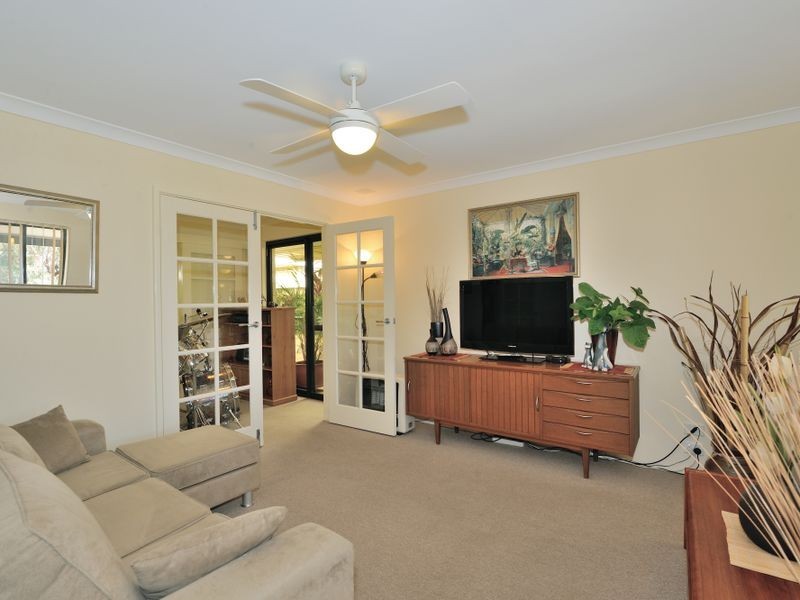 12 Nunton Place, Port Kennedy WA 6172