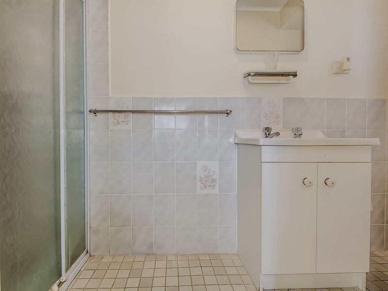 64 Haselmere Circus, Rockingham WA 6168