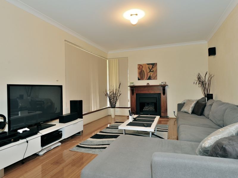 6 Tempest Place, Waikiki WA 6169