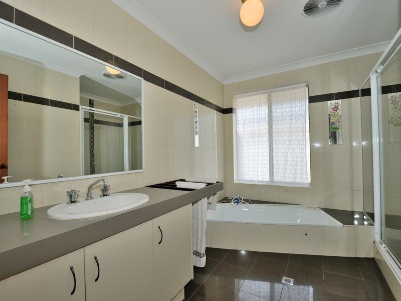 6 Tempest Place, Waikiki WA 6169