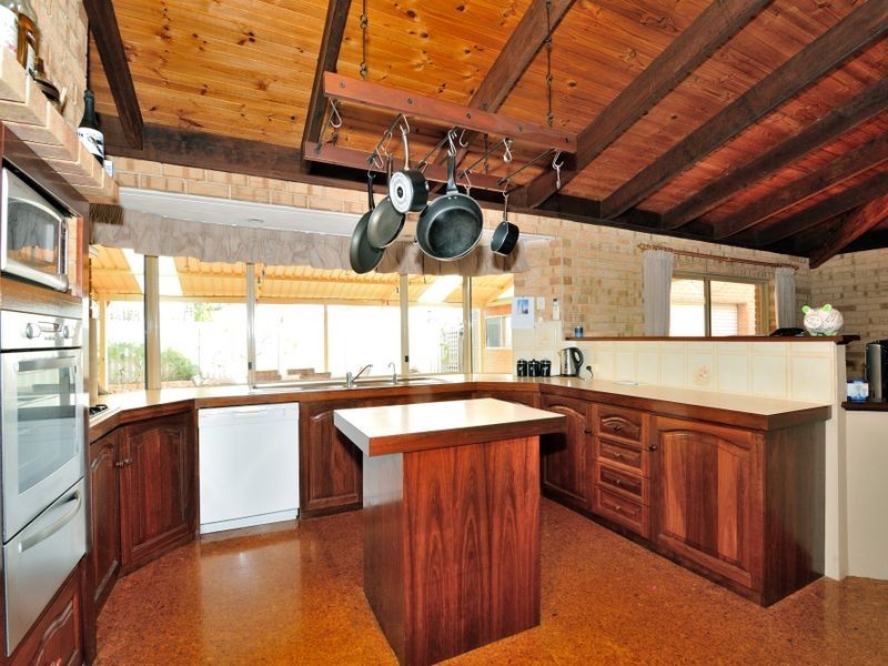 6 Tempest Place, Waikiki WA 6169