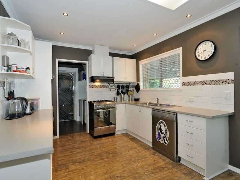 6 Kullaroo Court, Hillman WA 6168