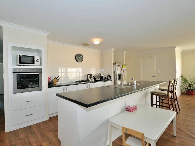 5 Rimfire Road, Baldivis WA 6171