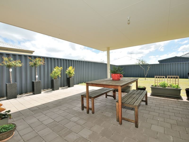 13 Correa Way, Baldivis WA 6171
