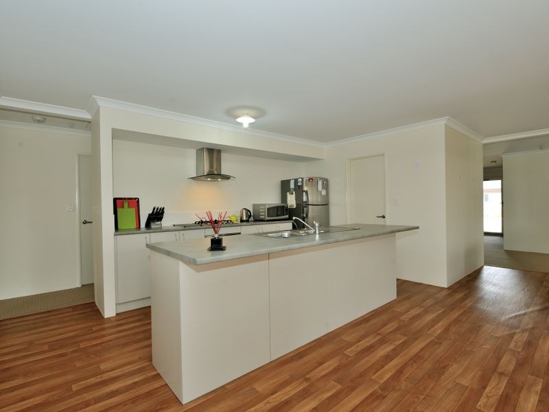 13 Correa Way, Baldivis WA 6171