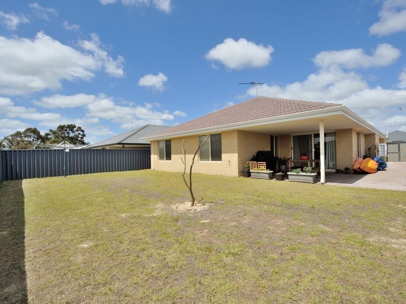 13 Correa Way, Baldivis WA 6171