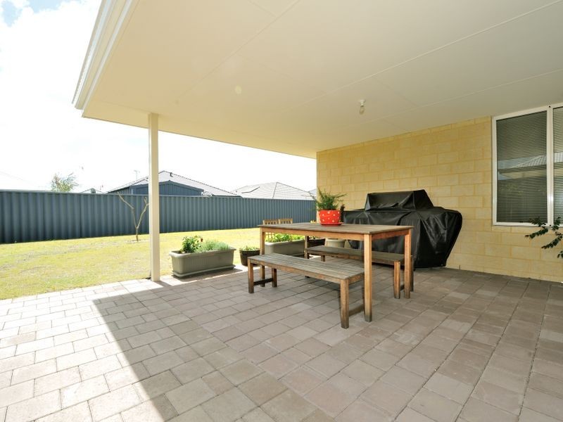 13 Correa Way, Baldivis WA 6171