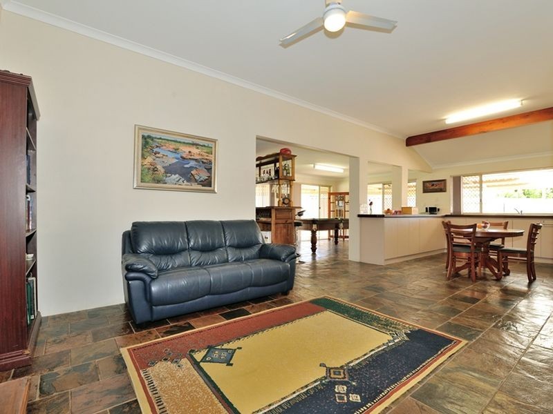13 Cumberland Way, Waikiki WA 6169