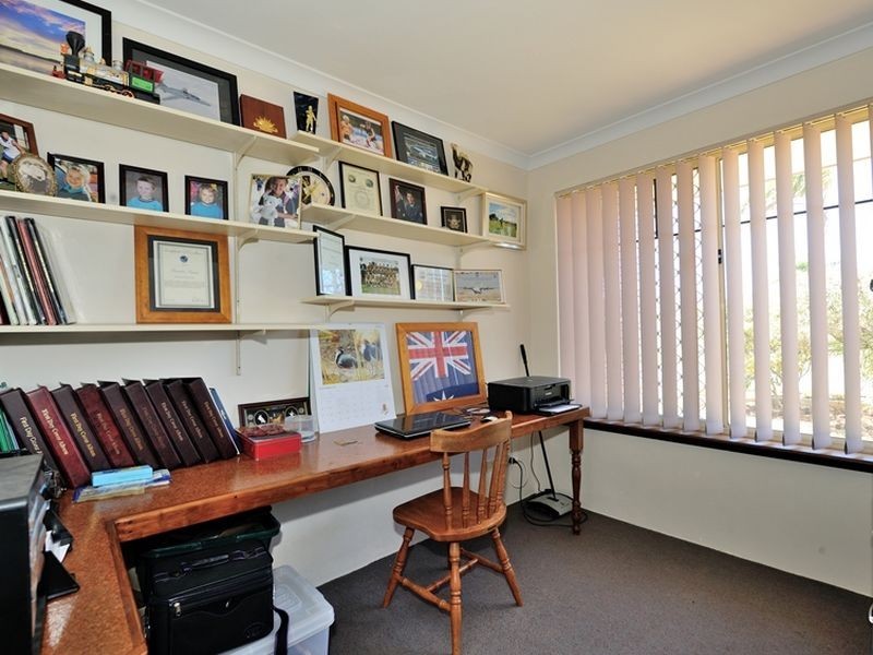 13 Cumberland Way, Waikiki WA 6169