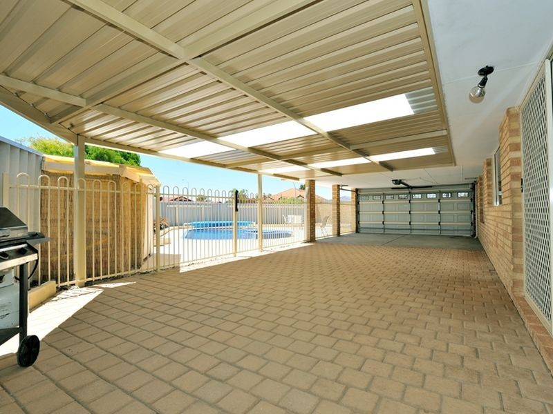 13 Cumberland Way, Waikiki WA 6169