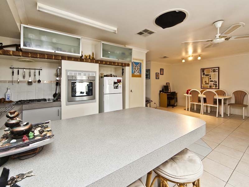 31 Gascoyne Way, Cooloongup WA 6168