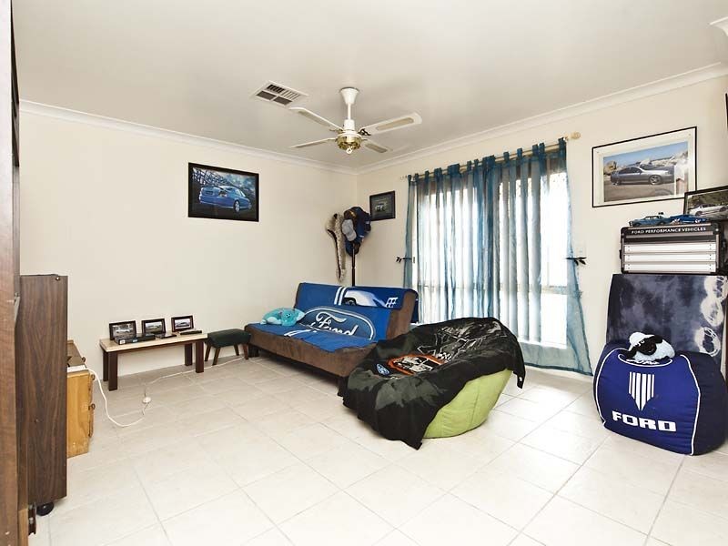 31 Gascoyne Way, Cooloongup WA 6168